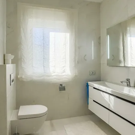 Brioni Vista Apartment